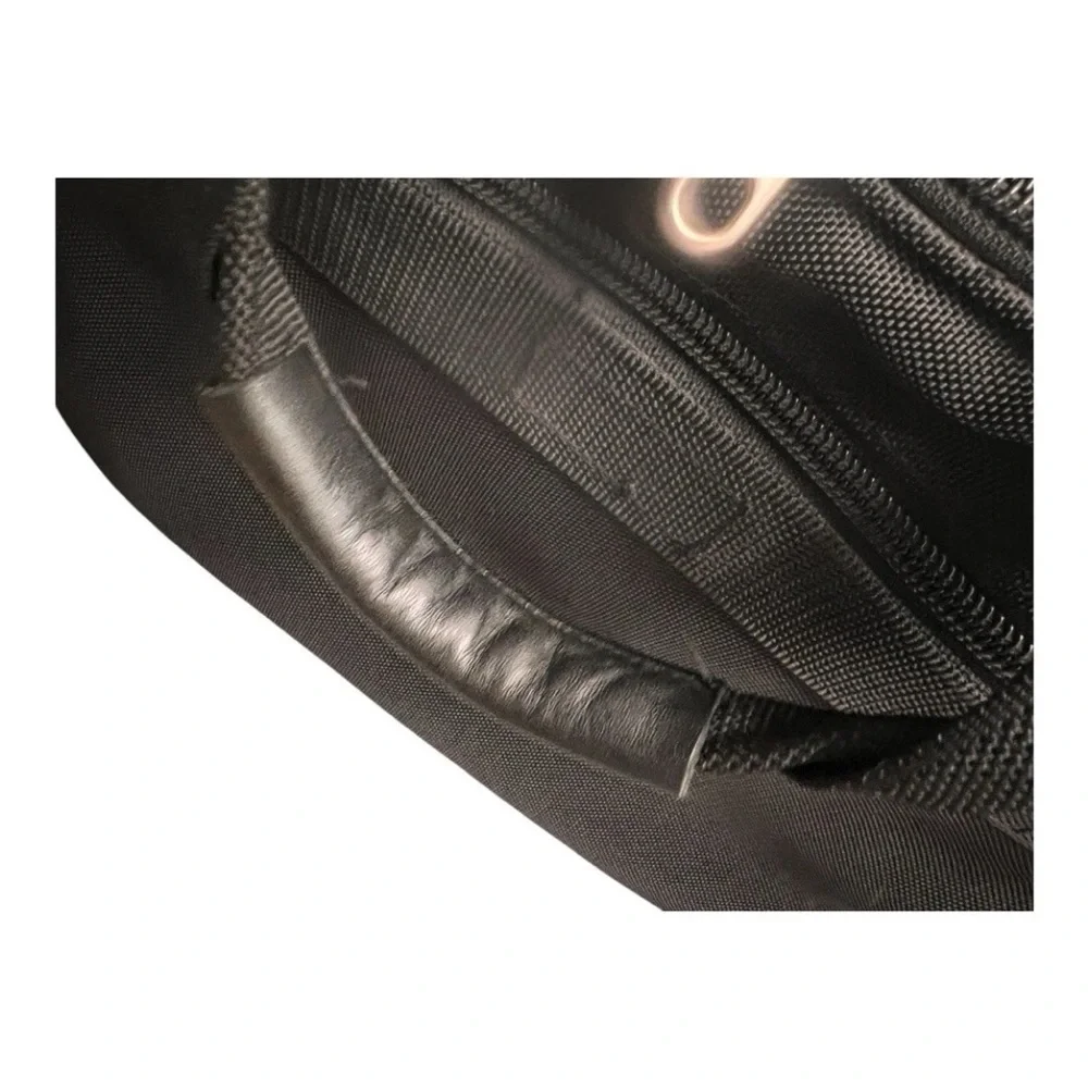 Samsonite 17